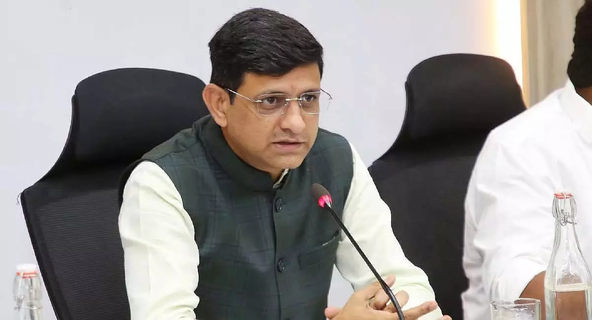 Indore के महापौर पुष्यमित्र भार्गव ने इजरायल के विदेश मंत्री के साथ स्वच्छता और आतंकवाद पर चर्चा की Indore के महापौर पुष्यमित्र भार्गव ने इजरायल के विदेश मंत्री के साथ स्वच्छता और आतंकवाद पर चर्चा की