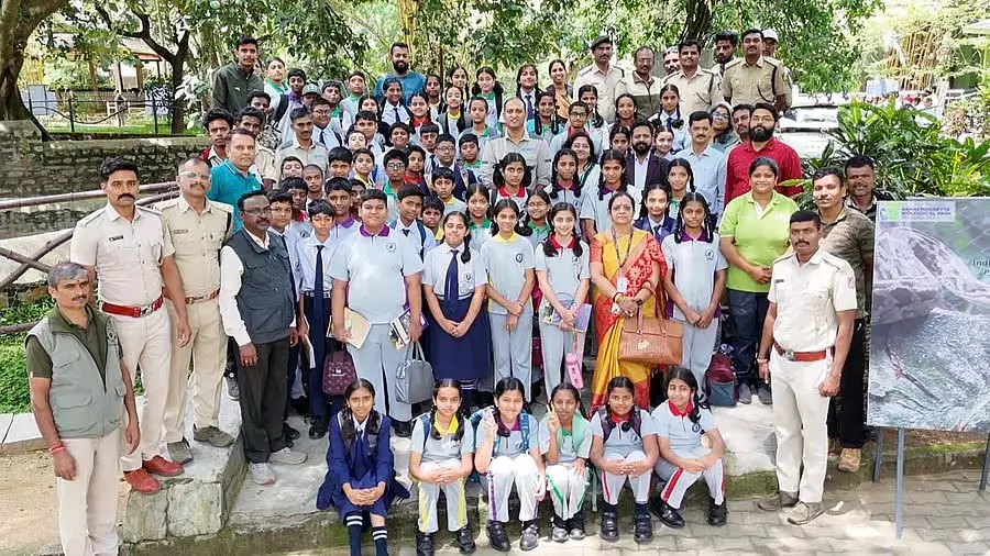बन्नेरघट्टा में सर्प दिवस: 300 से अधिक छात्रों ने भाग लिया बन्नेरघट्टा में सर्प दिवस: 300 से अधिक छात्रों ने भाग लिया