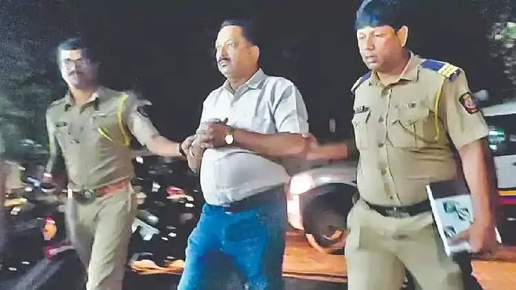 नशे में गाड़ी चलाने की एक और घटना में डॉक्टर ने बाइकों को टक्कर मारी; तीन घायल नशे में गाड़ी चलाने की एक और घटना में डॉक्टर ने बाइकों को टक्कर मारी; तीन घायल