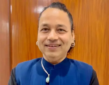 सिंगर कैलाश खेर ने आखिर क्यों कहा, हमें पश्चिमी देशों से सीखने की जरूरत है? सिंगर कैलाश खेर ने आखिर क्यों कहा, हमें पश्चिमी देशों से सीखने की जरूरत है?