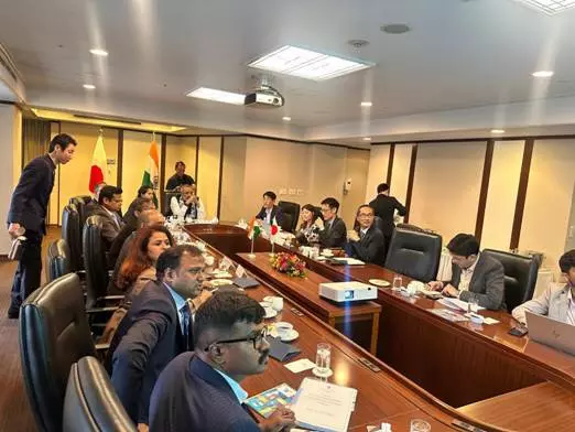 New Delhi: जापानी फर्मों की भारतीय कपड़ा उद्योग में रुचि New Delhi: जापानी फर्मों की भारतीय कपड़ा उद्योग में रुचि