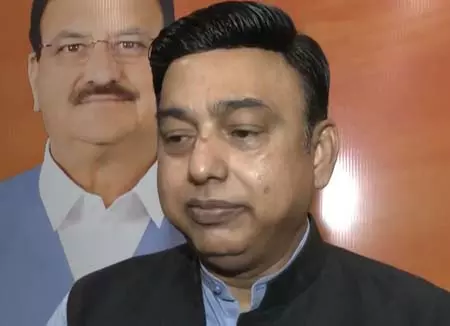 बिहार के लोगों को नीतीश कुमार ने बड़ा तोहफा दिया : जफर इस्लाम बिहार के लोगों को नीतीश कुमार ने बड़ा तोहफा दिया : जफर इस्लाम