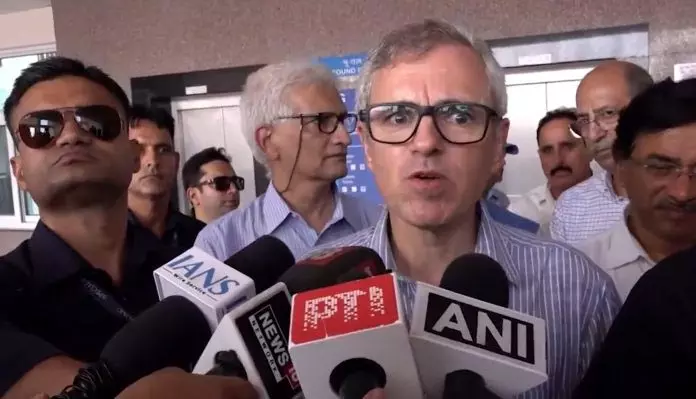 इस साल अमरनाथ यात्रा 3.5 लाख को पार कर जाएगी: Omar इस साल अमरनाथ यात्रा 3.5 लाख को पार कर जाएगी: Omar
