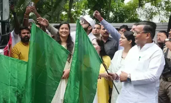Lucknow: खुशबुओं की नगरी कन्नौज को मिलेगा नया दर्जा, पर्यटन विभाग की योजना Lucknow: खुशबुओं की नगरी कन्नौज को मिलेगा नया दर्जा, पर्यटन विभाग की योजना