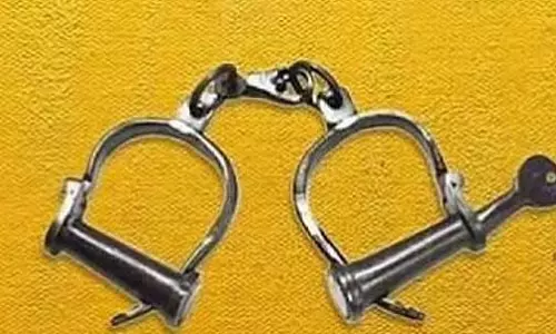 Tamil Nadu : युवक की हत्या के मामले में दोस्त गिरफ्तार Tamil Nadu : युवक की हत्या के मामले में दोस्त गिरफ्तार