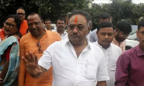 समिक भट्टाचार्य ने तृणमूल कांग्रेस पर Bengal में विभाजनकारी राजनीति करने का आरोप लगाया समिक भट्टाचार्य ने तृणमूल कांग्रेस पर Bengal में विभाजनकारी राजनीति करने का आरोप लगाया