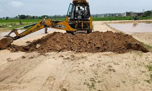 Haryana : अंबाला में अवैध कॉलोनी में तोड़फोड़ अभियान