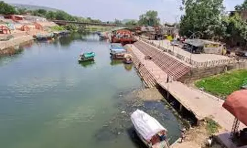 Bhopal: श्रद्धालुओं की सुविधा के लिए चित्रकूट में विश्व स्तरीय सुविधाओं का निर्माण Bhopal: श्रद्धालुओं की सुविधा के लिए चित्रकूट में विश्व स्तरीय सुविधाओं का निर्माण