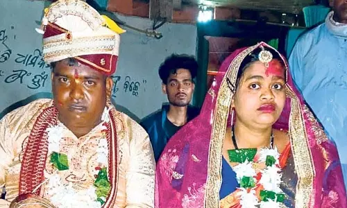 दिव्यांग जोड़े ने परिजनों की सहमति से विवाह बंधन में बंधे