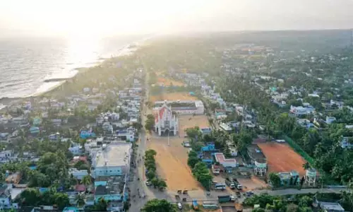 Tamil Nadu तट पर फुटबॉल चैंपियन का निर्माण Tamil Nadu तट पर फुटबॉल चैंपियन का निर्माण