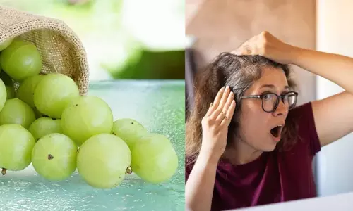 ये 5 देसी जड़ी-बूटियाँ रोकें समय से पहले सफ़ेद बालों को ये 5 देसी जड़ी-बूटियाँ रोकें समय से पहले सफ़ेद बालों को