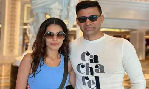 Sangram Singh ने अपनी और पत्नी पायल रोहतगी की सरोगेसी से जुड़ी मुश्किलों के बारे में बताया Sangram Singh ने अपनी और पत्नी पायल रोहतगी की सरोगेसी से जुड़ी मुश्किलों के बारे में बताया