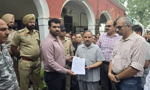 Haryana : निजी स्कूल संचालकों ने सुरक्षा अधिनियम की मांग की Haryana : निजी स्कूल संचालकों ने सुरक्षा अधिनियम की मांग की