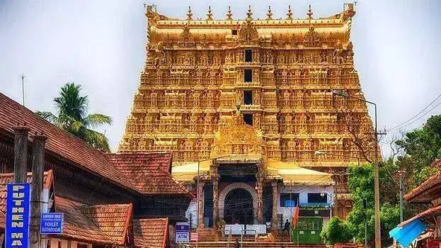 Kerala : पद्मनाभस्वामी मंदिर में साठ वर्षों बाद ऐतिहासिक पूजा का आयोजन