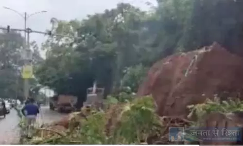 मंगलुरु में बारिश से भूस्खलन, हवाई अड्डे और राजमार्गों तक पहुंच बाधित