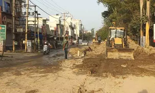 Sultanpur Lodhi की सड़कें जर्जर, यातायात की समस्या और व्यापार में नुकसान