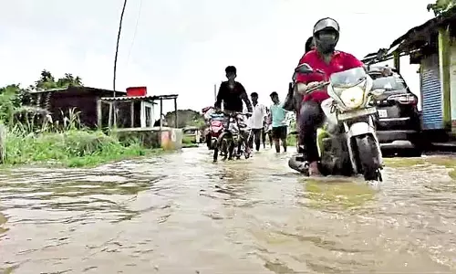ब्राह्मणी नदी बेसिन में भारी बारिश के कारण नदी का जलस्तर बढ़ गया