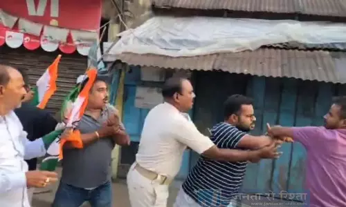 Jagatsinghpur : ओडिशा बंद कांग्रेस और युवकों के बीच हिंसक टकराव