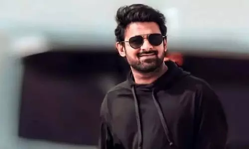 प्रभास और KGF मेकर की तीन फिल्मों की डील का राज खुला प्रभास और KGF मेकर की तीन फिल्मों की डील का राज खुला