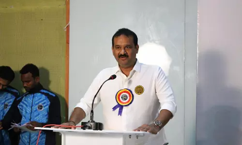 HCA अनियमितताओं की जाँच में अदालत ने 5 लोगों को 6 दिन की CID हिरासत में भेजा HCA अनियमितताओं की जाँच में अदालत ने 5 लोगों को 6 दिन की CID हिरासत में भेजा