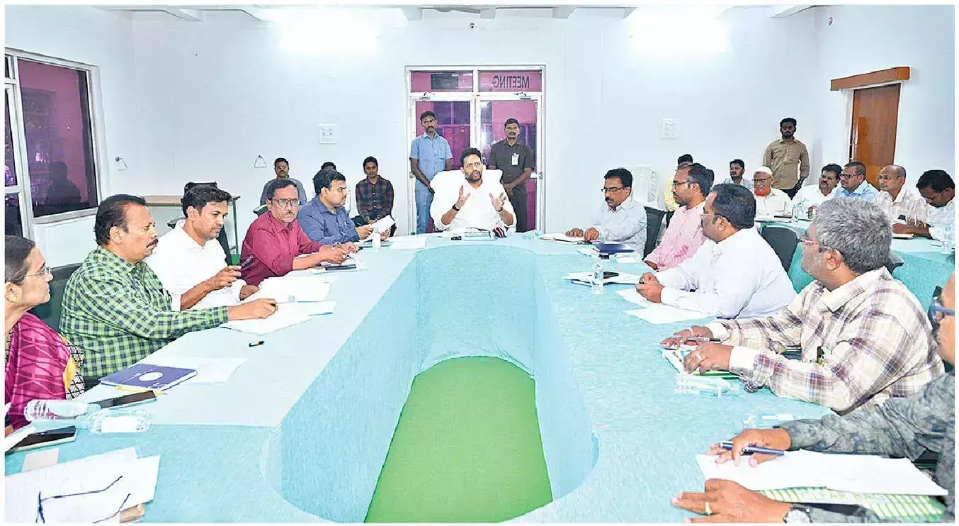 Andhra: मंत्री ने कुरनूल के कायाकल्प का आह्वान किया