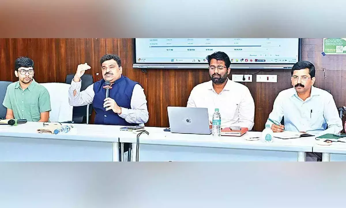 Andhra: कुरनूल जिले में 64,128 स्वर्णिम परिवारों की पहचान की गई
