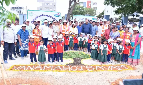 वन महोत्सव के लिए वृक्षारोपण अभियान, GHMC 25 लाख पौधे लगाएगी और वितरित करेगी वन महोत्सव के लिए वृक्षारोपण अभियान, GHMC 25 लाख पौधे लगाएगी और वितरित करेगी