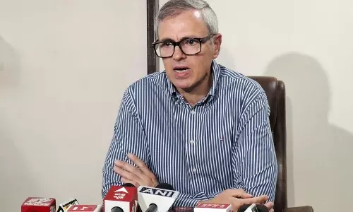CM उमर-महबूबा ने नायब तहसीलदार पदों के लिए उर्दू का समर्थन किया CM उमर-महबूबा ने नायब तहसीलदार पदों के लिए उर्दू का समर्थन किया