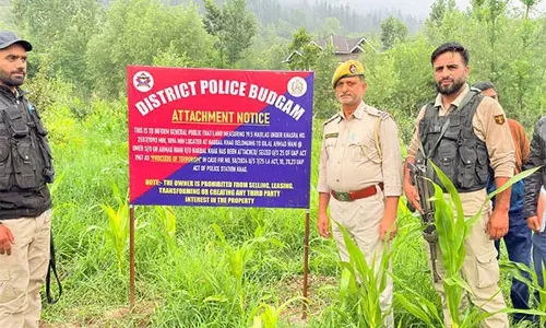 Jammu: पुलिस ने तीन पाक-स्थित आतंकवादी आकाओं की संपत्तियां कुर्क की