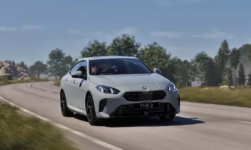 BMW 2 सीरीज ग्रैन कूप 2025 भारत में 46.9 लाख रुपये में लॉन्च