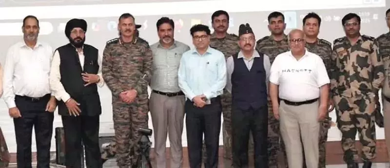 सेना ने राजौरी में संयुक्त आपदा प्रबंधन अभ्यास किया सेना ने राजौरी में संयुक्त आपदा प्रबंधन अभ्यास किया