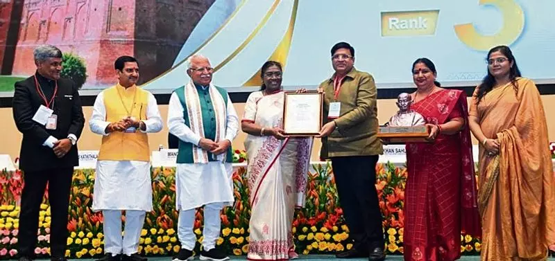 Haryana : स्वच्छ सर्वेक्षण में करनाल और सोनीपत को राष्ट्रीय सम्मान मिलेगा Haryana : स्वच्छ सर्वेक्षण में करनाल और सोनीपत को राष्ट्रीय सम्मान मिलेगा