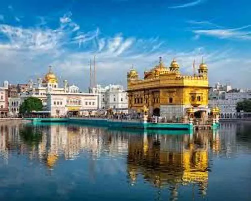 Golden Temple के आसपास की ऊंची इमारतों की जांच जारी Golden Temple के आसपास की ऊंची इमारतों की जांच जारी