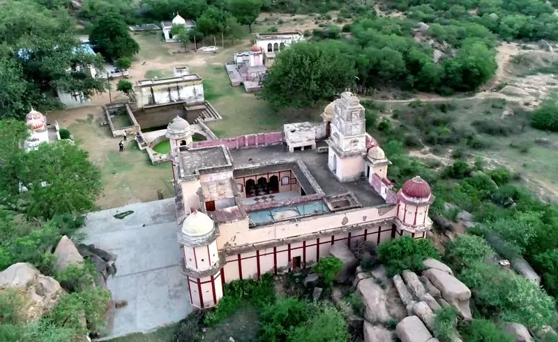 Haryana : धोसी पहाड़ी पर आस्था को मिलेगी सुगम चढ़ाई Haryana : धोसी पहाड़ी पर आस्था को मिलेगी सुगम चढ़ाई