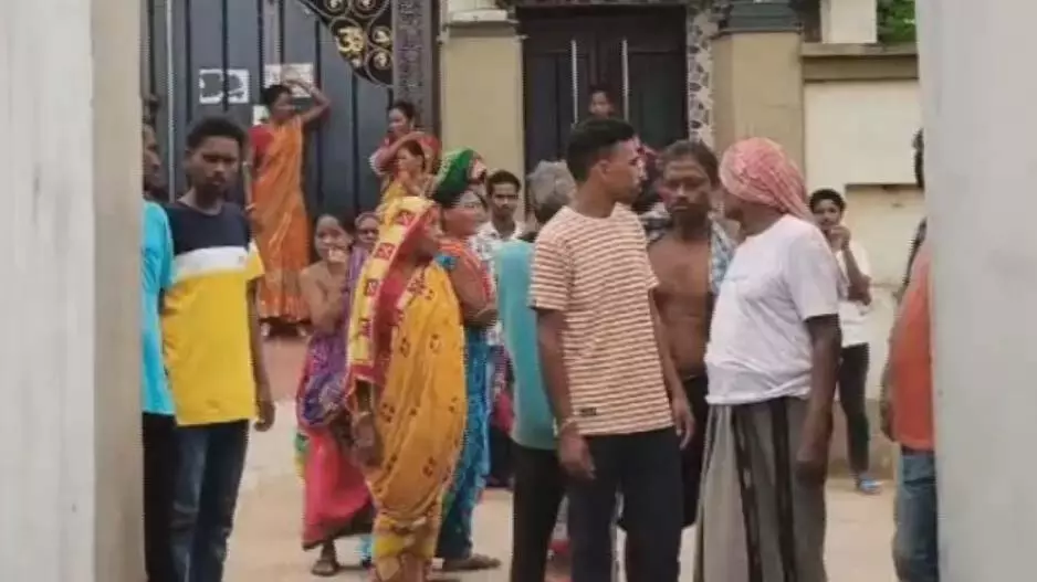 Bhubaneswar : डिनर विवाद में युवक की पीट-पीटकर हत्या Bhubaneswar : डिनर विवाद में युवक की पीट-पीटकर हत्या