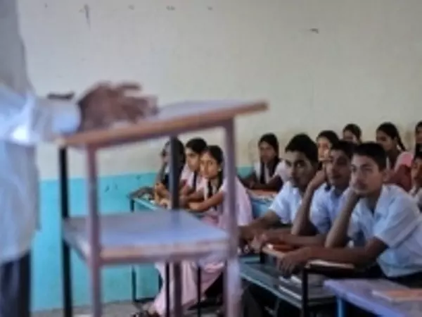 बेंगलुरु के 40 स्कूलों को बम की धमकी बेंगलुरु के 40 स्कूलों को बम की धमकी