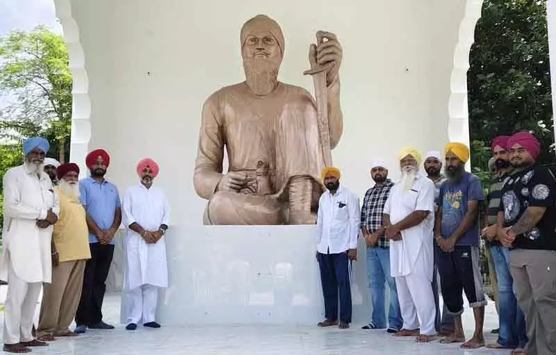 Ludhiana: कांग्रेस ने स्मारक पट्टिकाओं की तोड़फोड़ पर विरोध प्रदर्शन की चेतावनी दी Ludhiana: कांग्रेस ने स्मारक पट्टिकाओं की तोड़फोड़ पर विरोध प्रदर्शन की चेतावनी दी