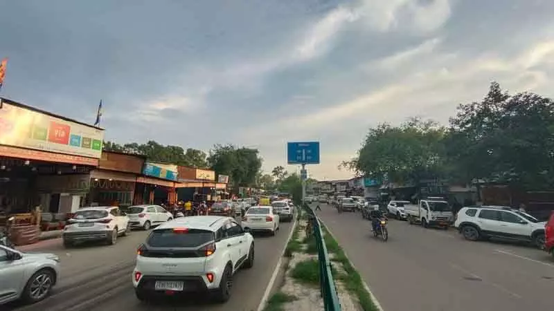 Chandigarh: सेक्टर 53-54 स्थित फर्नीचर मार्केट 20 जुलाई को ध्वस्त किया जाएगा Chandigarh: सेक्टर 53-54 स्थित फर्नीचर मार्केट 20 जुलाई को ध्वस्त किया जाएगा