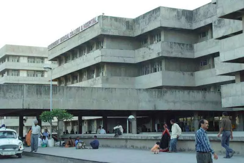 Chandigarh: अस्पताल में 28 जुलाई को नया इमरजेंसी-कम-ट्रॉमा सेंटर बनेगा Chandigarh: अस्पताल में 28 जुलाई को नया इमरजेंसी-कम-ट्रॉमा सेंटर बनेगा