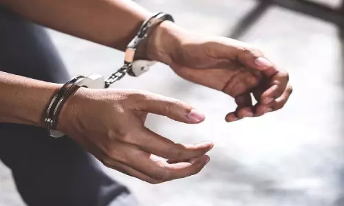 मकान मालिक को मकान किराए पर देने का दावा करके धन शोधन के आरोप में गिरफ्तार किया गया