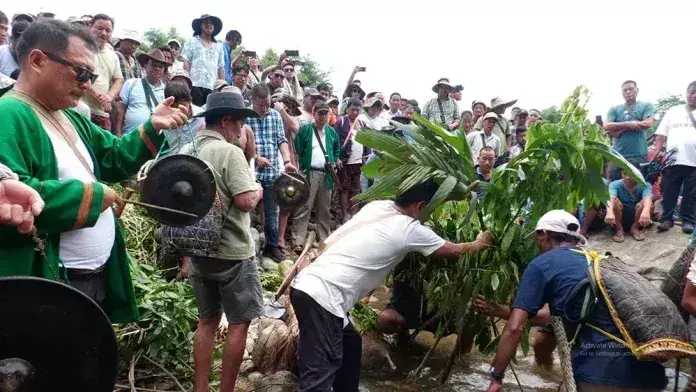 Arunachal: बोगोंग गांव में मानसून की बारिश के लिए पारंपरिक अनुष्ठान किया गया