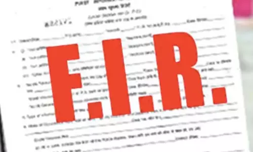 उत्तरी कश्मीर के अजस में छात्र की मौत पर पुलिस ने दर्ज की प्राथमिकी उत्तरी कश्मीर के अजस में छात्र की मौत पर पुलिस ने दर्ज की प्राथमिकी