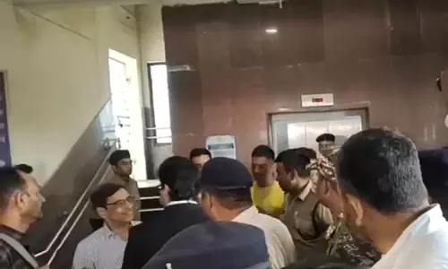 रायपुर कोर्ट का VIDEO, भूपेश बघेल पहुंचे रायपुर कोर्ट का VIDEO, भूपेश बघेल पहुंचे