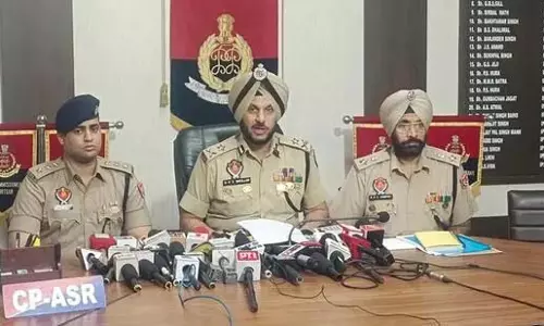 स्वर्ण मंदिर में बम धमकी, फरीदाबाद का इंजीनियर गिरफ्तार