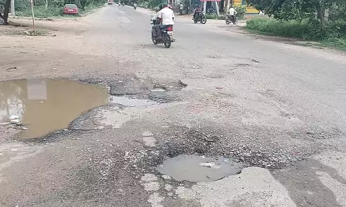 Yadgir : शहर की गड्ढों वाली सड़कें