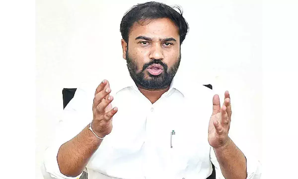 Andhra: SAAP प्रमुख ने हिंसा भड़काने के लिए जगन की आलोचना की Andhra: SAAP प्रमुख ने हिंसा भड़काने के लिए जगन की आलोचना की