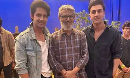 रवि दुबे ने ‘रामायण’ के सेट से शेयर की तस्वीर, साथ में दिखे रणबीर रवि दुबे ने ‘रामायण’ के सेट से शेयर की तस्वीर, साथ में दिखे रणबीर