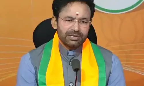 सरकार ने वारंगल हवाई अड्डे के लिए ज़मीन उपलब्ध नहीं कराई : Union minister सरकार ने वारंगल हवाई अड्डे के लिए ज़मीन उपलब्ध नहीं कराई : Union minister