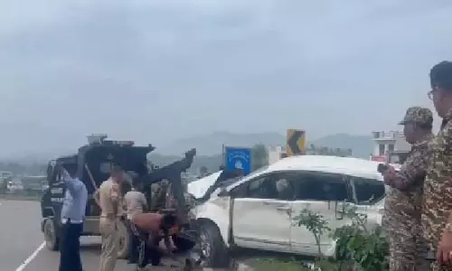 Amarnath Yatra : ट्रक की कार से टक्कर में पांच तीर्थयात्री घायल