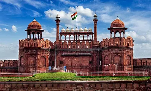 Delhi का मौसम Delhi का मौसम
